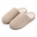 Chaussons 42/43 en textile côtelé beige à intérieur doux semelle souple